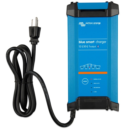 [BPC123047102] Blue Smart IP22 Charger 12/30(1) 120V NEMA 5-15
