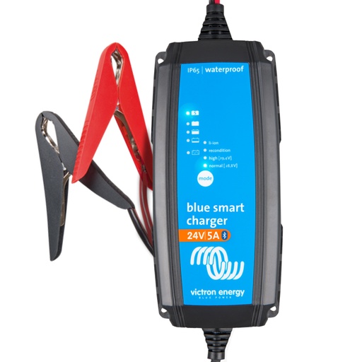 [BPC240531104R] Blue Smart IP65 Charger 24/5(1) 120V NEMA 1-15P Retail